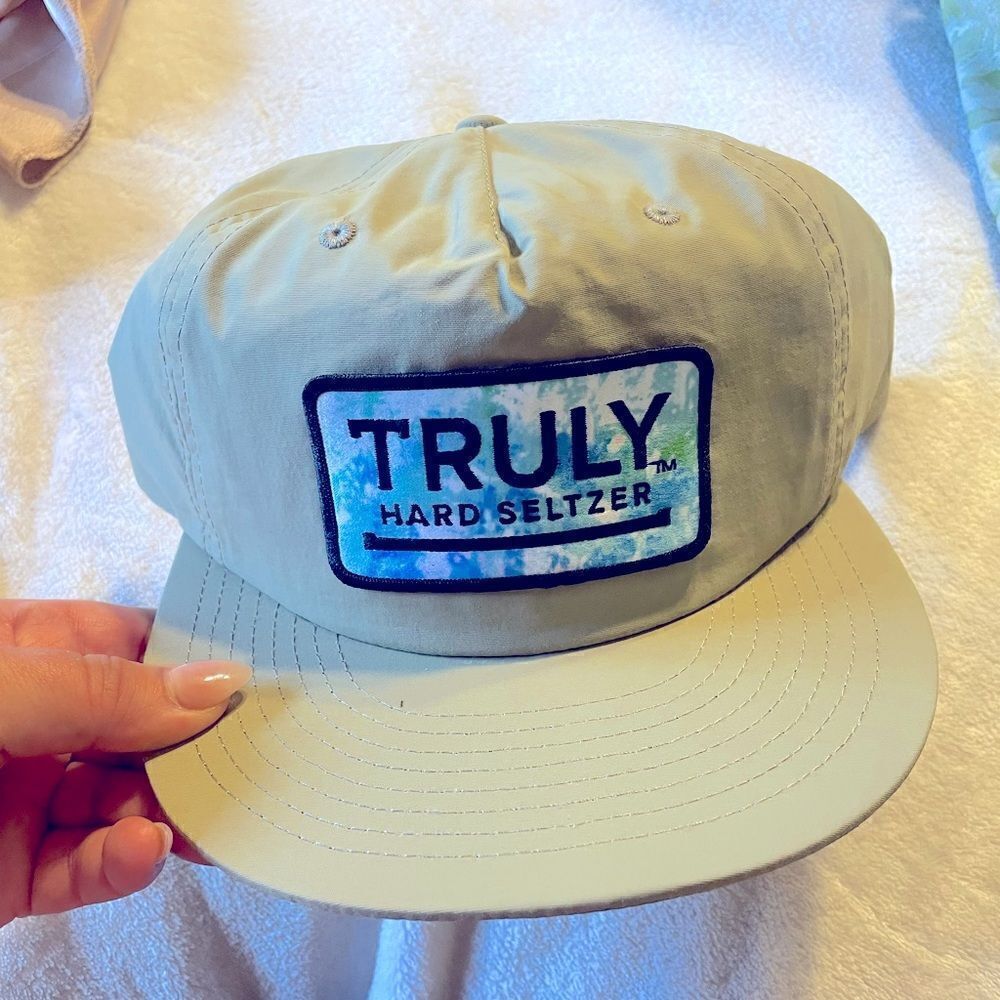 Truly hat